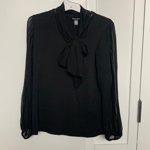 Black long sleeve top with bow